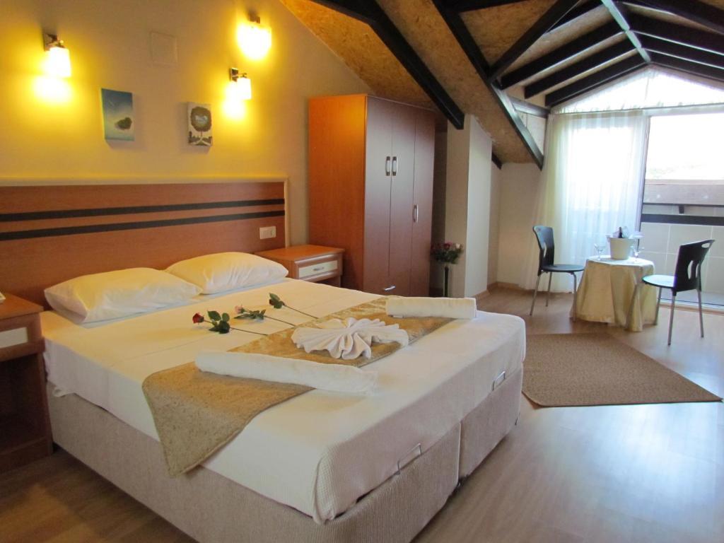 Dalyan Palmiye Resort Hotel Rum bild